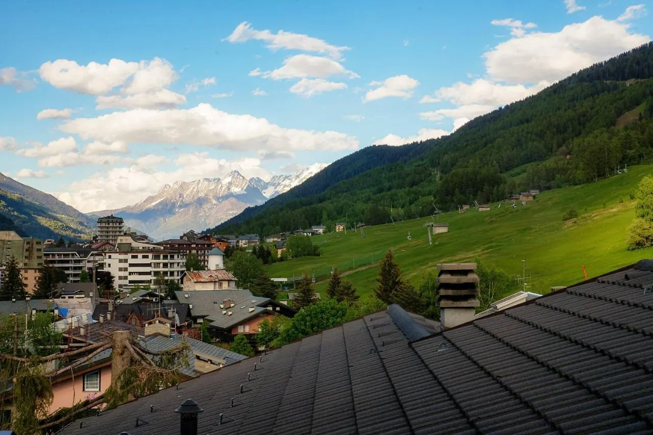 Charming Mountain Penthouse Appartement Aprica 0*,