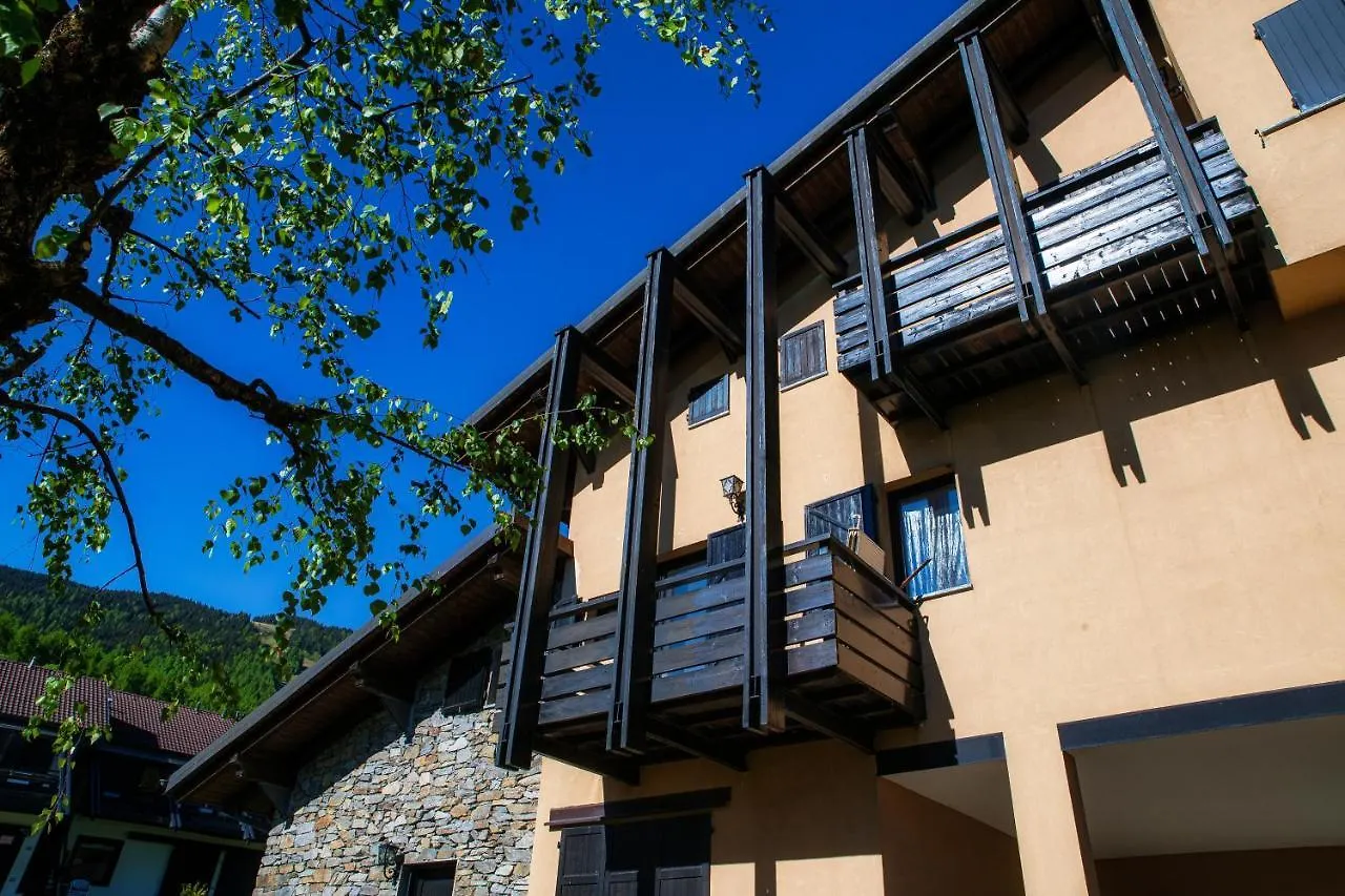 Charming Mountain Penthouse Appartement Aprica